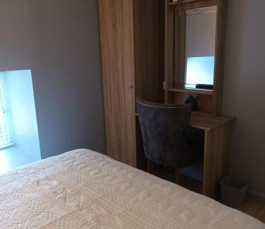 Daingean Apartment | Apartment 2 at busy bee