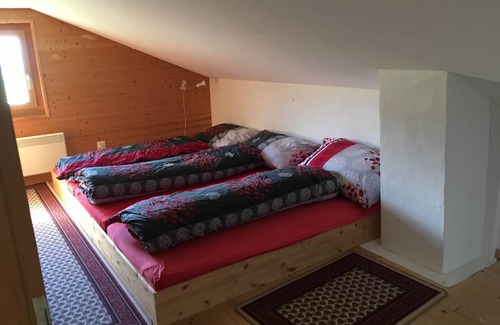 Waltensburg/Vuorz Apartment | Apartment ∙ 2 bedrooms ∙ 5 guests