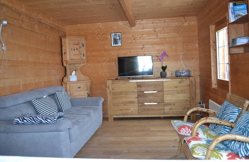 Waltensburg/Vuorz Apartment | Apartment ∙ 2 bedrooms ∙ 5 guests
