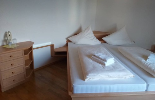 Jettingen-Scheppach Apartment | Apartment ∙ 2 bedrooms ∙ 5 guests