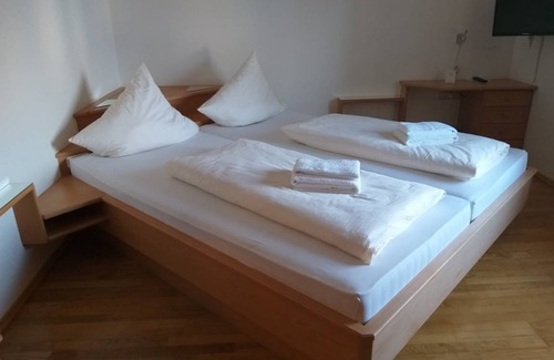 Jettingen-Scheppach Apartment | Apartment ∙ 2 bedrooms ∙ 5 guests