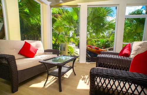 Rum Point Apartment | Apartment ∙ 2 bedrooms ∙ 5 guests