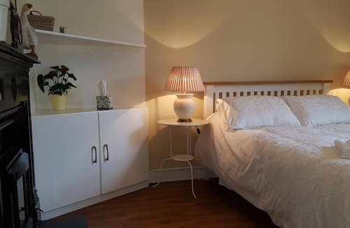 Castlemartyr Apartment | Apartment ∙ 2 bedrooms ∙ 4 guests