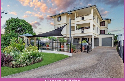 Townsville Apartment | Apartment ∙ 3 bedrooms ∙ 5 guests