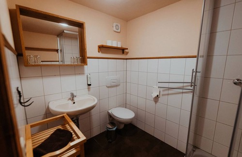 Oppurg Apartment | Apartment ∙ 3 bedrooms ∙ 10 guests