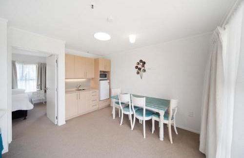 Awhitu Apartment | Apartment 3