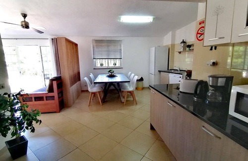 Pata de Cima Apartment | Apartment 3 Rooms Algarve, WIFI, AC, Tabel tennis, BBQ, pool