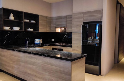 Gubeng Apartment | Apartment 3Br With River View In City Center At Sumatra36 Surabaya