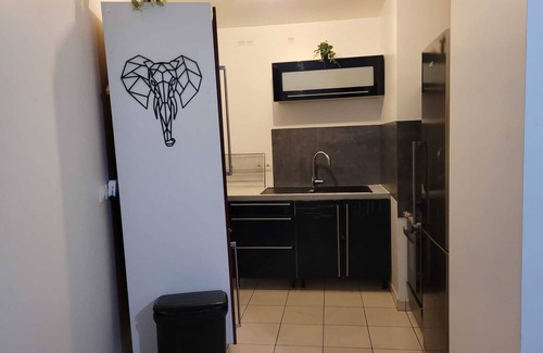 Boissy-Saint-Leger Apartment | Apartment 4-rooms, 2min from RER A, 30min from Paris and Airports CDG/ORY