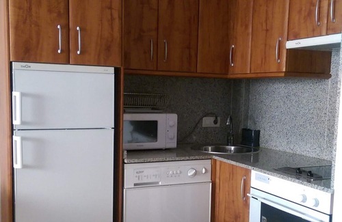 El Tarter Apartment | Apartment 4 people in front of access to El Tarter slopes, parking and free WIFI