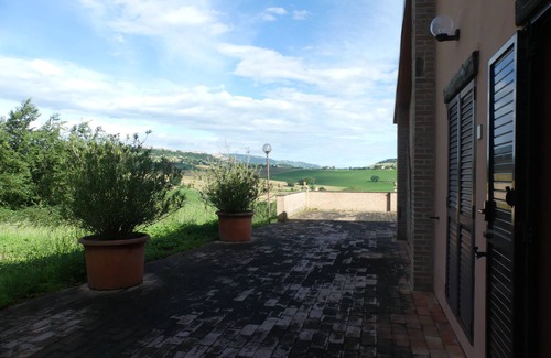 Treia Apartment | Apartment 4 people in farmhouse with swimming pool