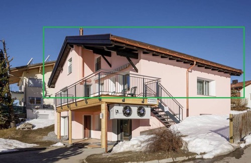 Grisons Apartment | Apartment ∙ 5 bedrooms ∙ 10 guests