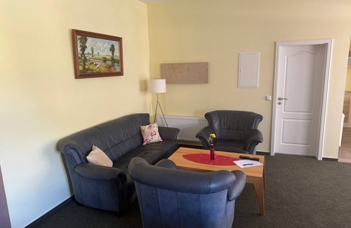 Forst Bed & Breakfast | Apartment 5 - Bed & Breakfast am Waldgürtel
