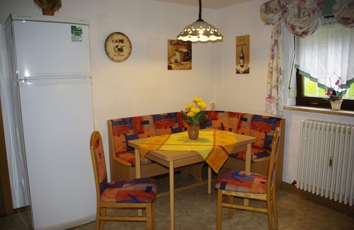 Vordermiesenbach Apartment | Apartment 82sqm, terrace, kitchen, 2 bedrooms, 1 bed-sitting room, WLAN, 6 p.