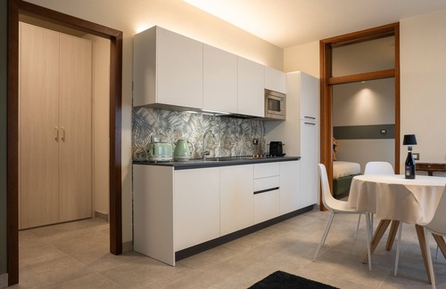 Valeggio sul Mincio Apartment | Apartment 'Appartmanto Pradica' with Shared Garden, Wi-Fi and Air Conditioning