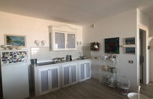 Punta Ala Apartment | Apartment a stone's throw from the sea