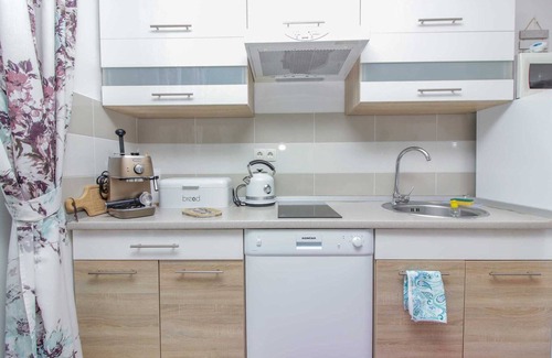 Nin Apartment | Apartment Aenona near Queen´s beach, Nin