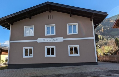 Gleiming Apartment | Apartment Ahornegger - Apartment/3 bedrooms/bathroom/2 WC
