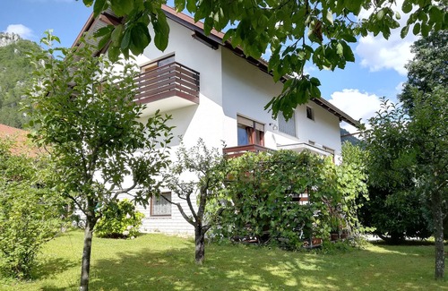 Zirovnica Apartment | Apartment Ajdna/Whole flat in a house close to Bled
