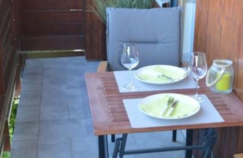 Erkenbrechtsweiler Apartment | Apartment 'Alb-Traum' with Balcony and Wi-Fi