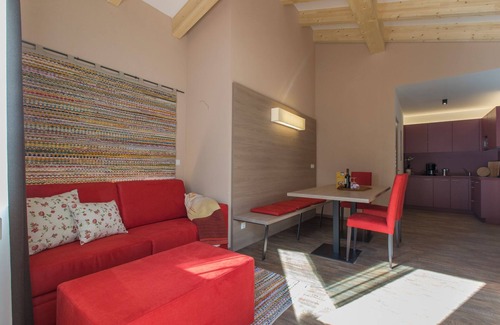 Riva di Tures Apartment | Apartment "Alpenblick Nr 9" with Shared Garden & Wi-Fi