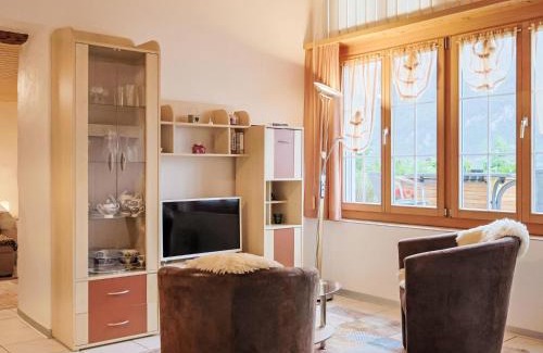 Brienz Apartment | Apartment Am Brienzersee by Interhome