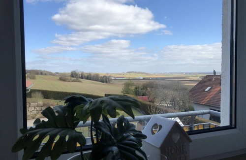 Medlingen Apartment | Apartment "Am Kreuzberg" with balcony for 2 persons