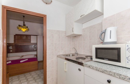 Bili brig Apartment | Apartment and Rooms Ivan (45191-A15) - Makarska