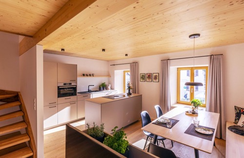 Elzach Apartment | Apartment 'Anna' with Shared Terrace, Balcony and Wi-Fi