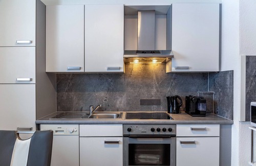 Ried im Oberinntal Apartment | Apartment 'Apart Bergtraum Ried - Typ 2' with Mountain View, Shared Garden and Wi-Fi