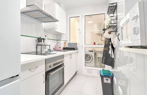 Polopos Apartment | Apartment 'Apartamento Costa Sol' with Shared Pool, Private Terrace and Air Conditioning