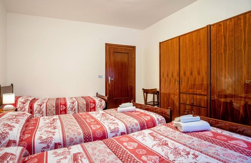Caderzone Terme Apartment | Apartment 'Appartamento Piazzi 1' with Mountain View, Balcony and Wi-Fi