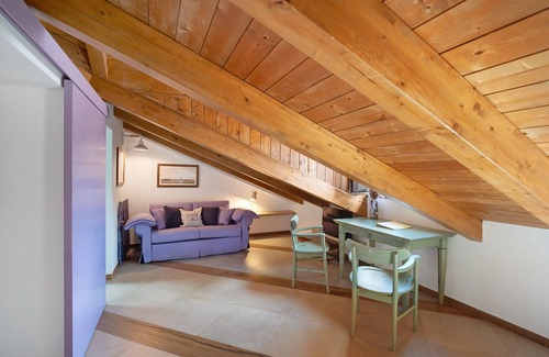 Fisciano Apartment | Apartment 'Appartamenti In Agriturismo' with Mountain View, Wi-Fi and Air Conditioning