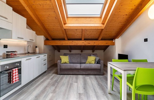 Pergine Valsugana Apartment | Apartment 'Apt Ochner Grape 2 Pergine' with Wi-Fi and Air Conditioning