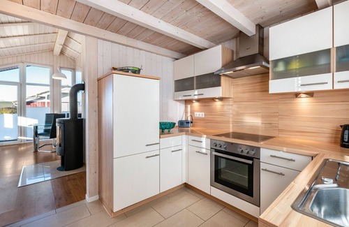 Wesselburenerkoog Apartment | Apartment 'Aquamarin' with Private Terrace and Private Garden