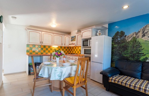Aramits Apartment | Apartment 'Aramits Pyrénées Béarnaises' with Private Terrace, Shared Garden and Wi-Fi