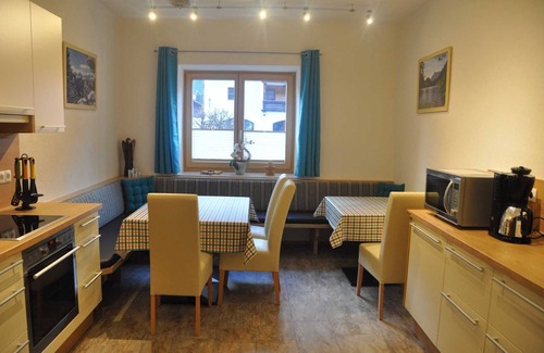 Oetz Apartment | Apartment Arnika with 2 separate bedrooms - Apartments Ferienwohnungen