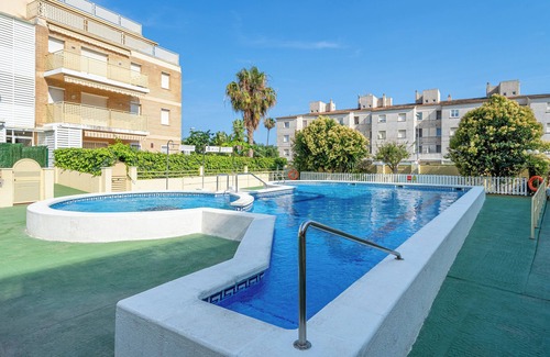 Cunit Apartment | Apartment 'Atico Pepe Y Rosi' with Sea View, Wi-Fi and Air Conditioning