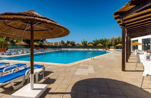 Correeira Apartment | Apartment Atlantic Sea by Algarve Vacation