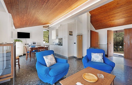 Moneglia Apartment | Apartment 'Attico Con Vista' with Sea View, Balcony and Wi-Fi