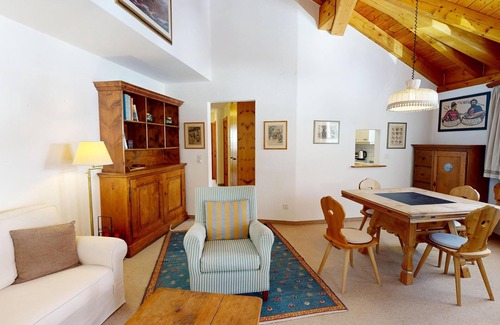 Sils-Maria Apartment | Apartment Auricula 3.3 - 3.5-Room Attic Apartment
