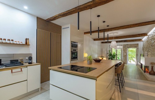 Pont-en-Royans Apartment | Apartment 'Aux Portes Du Vercors' with Balcony and Wi-Fi