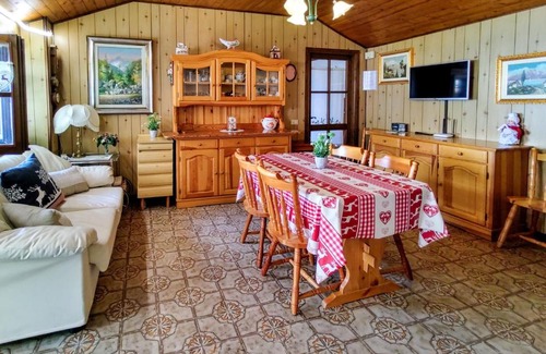 Peglio Apartment | Apartment Baita dei Nonni-4 by Interhome