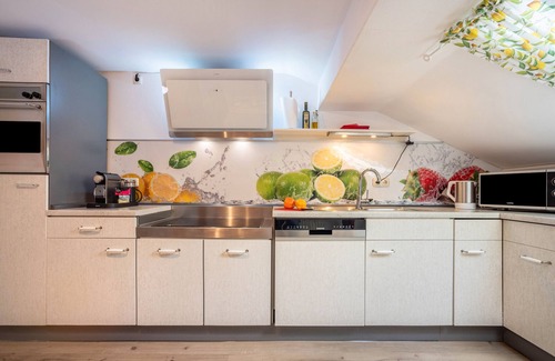 Schraden Apartment | Apartment 'Bamberger Gipfelblick' with Mountain View, Balcony and Wi-Fi