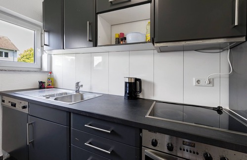 Katernberg Apartment | Apartment 'Baran' with Balcony and Wi-Fi