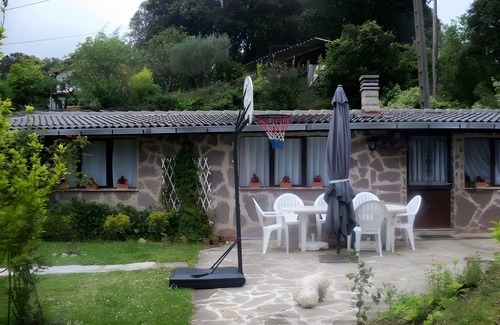 Anotz Apartment | Apartment 'Basterretxea II' with Mountain Views, Private Terrace and Wi-Fi
