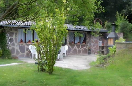 Anotz Apartment | Apartment 'Basterretxea II' with Mountain Views, Private Terrace and Wi-Fi