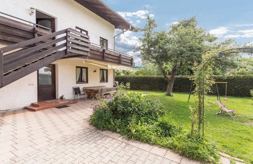 Hoslwang Apartment | Apartment "Beim Nik with Wanderreitstation" with Mountain View & Balcony