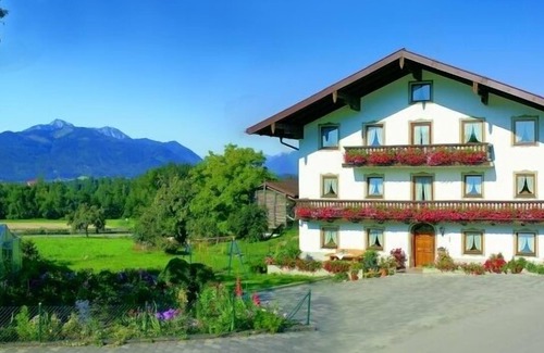 Grabenstatt Apartment | Apartment Bergblick, upper floor, 50 sqm, 2 - 5 pers., 2 sep. Bedroom, balcony