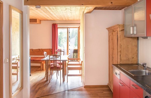 Riedering Apartment | Apartment Bernadette 40sqm with balcony and mountain view